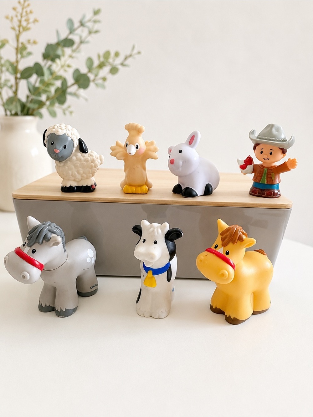 Fisher-Price Little People Farm Animal & Farmer Figure Set of 7